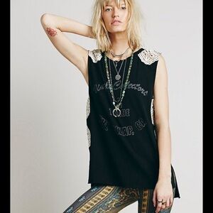 We The Free Washed‎ Out Black Ivory Lace Sleeveless Bulls Eye Graphic Top small